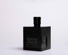 Load image into Gallery viewer, Bottiglia olio extravergine d'oliva biologico a forma di cubo 250ml