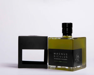 Bottiglia olio extravergine d'oliva biologico a forma di cubo 250ml